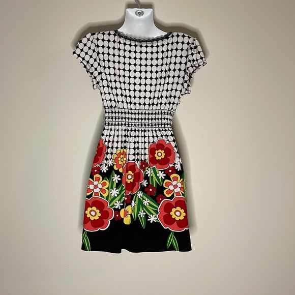 Ripe- Buttoned over shirt, Lace Trim and Vibrant Pattern - Picture 3 of 5